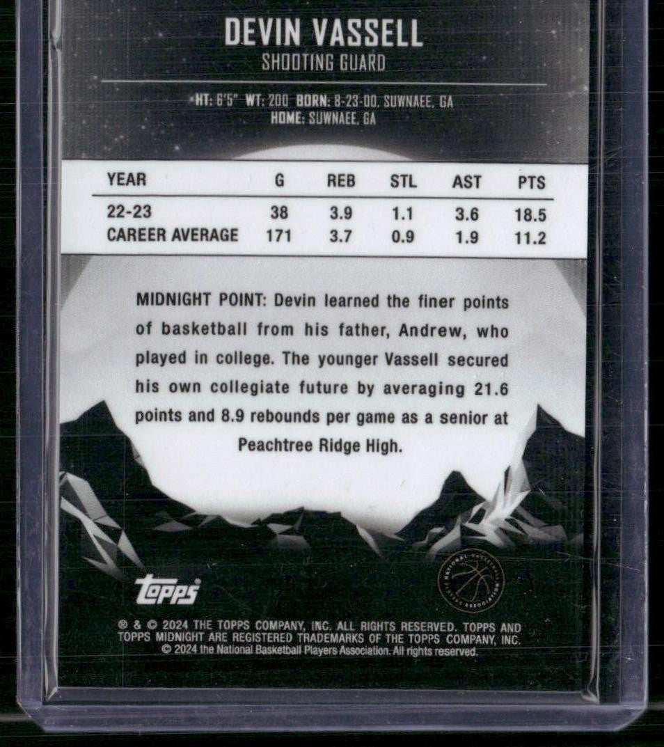 2023-24 Topps Midnight #18 Devin Vassell /75