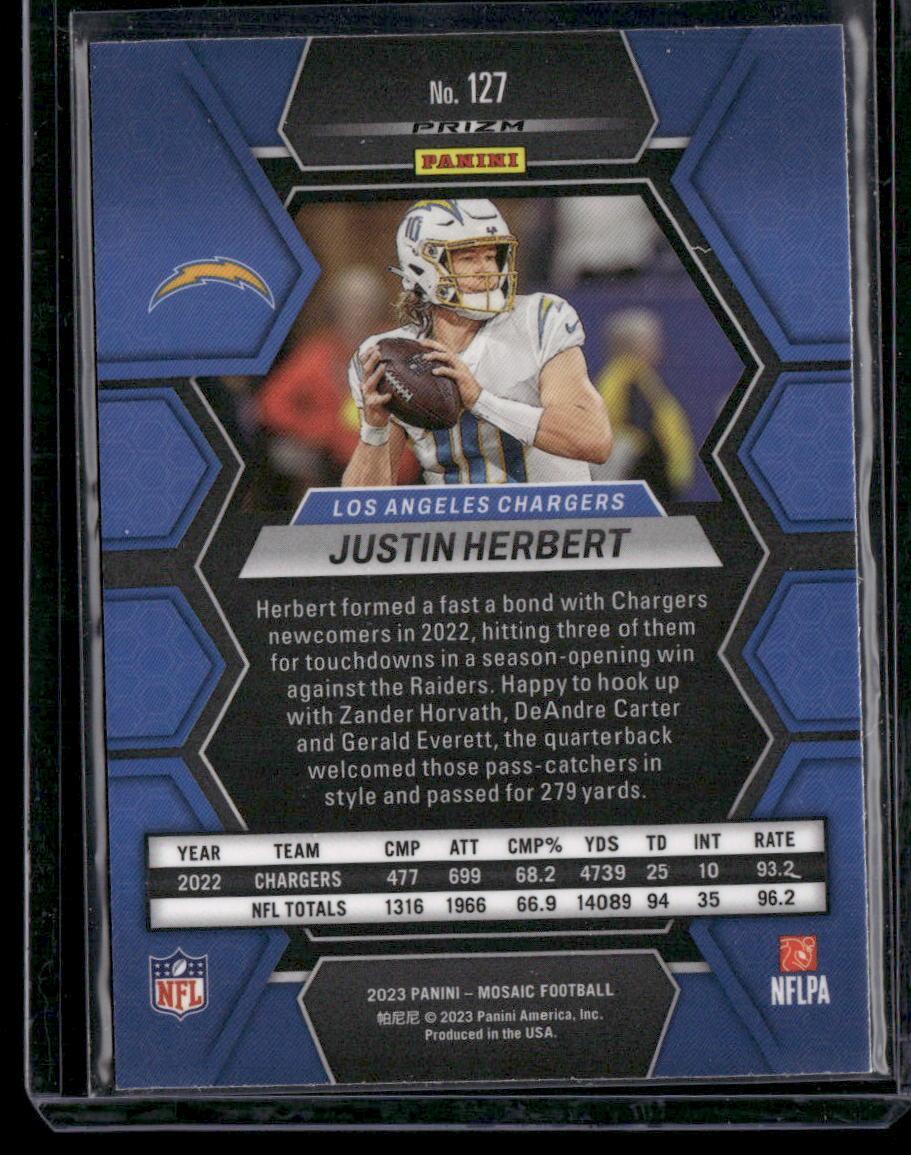 2023 Panini Mosaic #127 Justin Herbert Camo Pink Mosaic