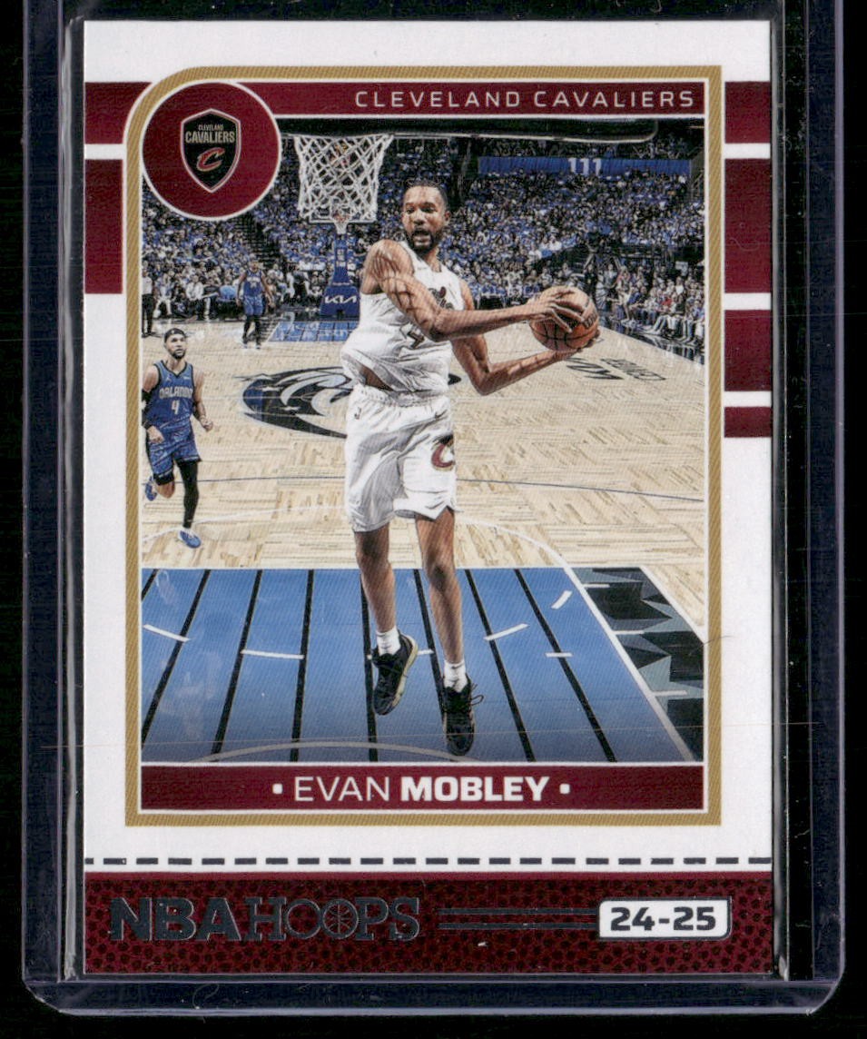 2024-25 Hoops #82 Evan Mobley