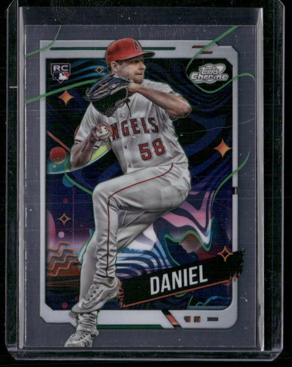 2024 Topps Chrome Cosmic #103 Davis Daniel