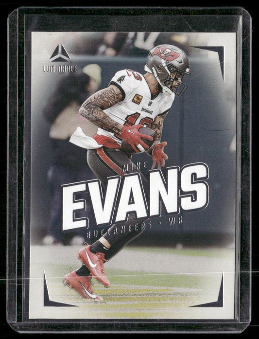 2024 Panini Luminance #70 Mike Evans