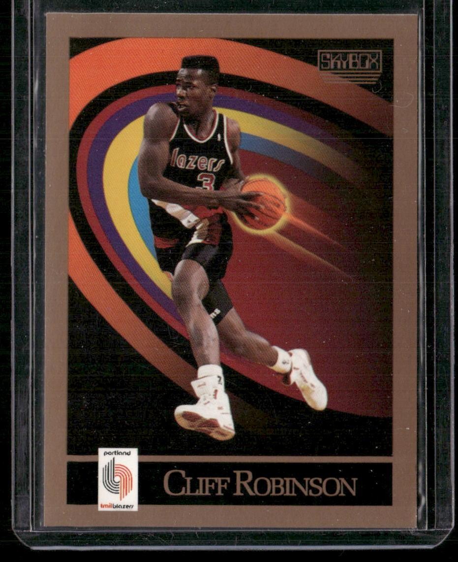1990-91 SkyBox #239 Cliff Robinson