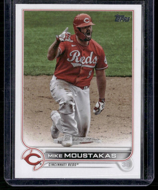 2022 Topps #60 Mike Moustakas