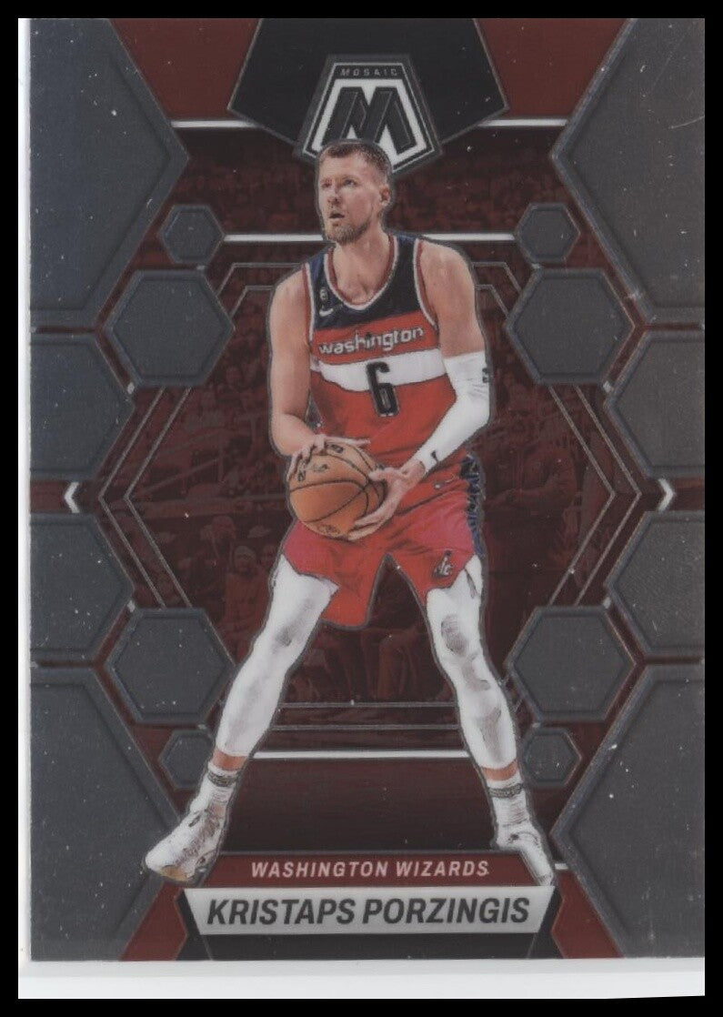 2022-23 Panini Mosaic #155 Kristaps Porzingis