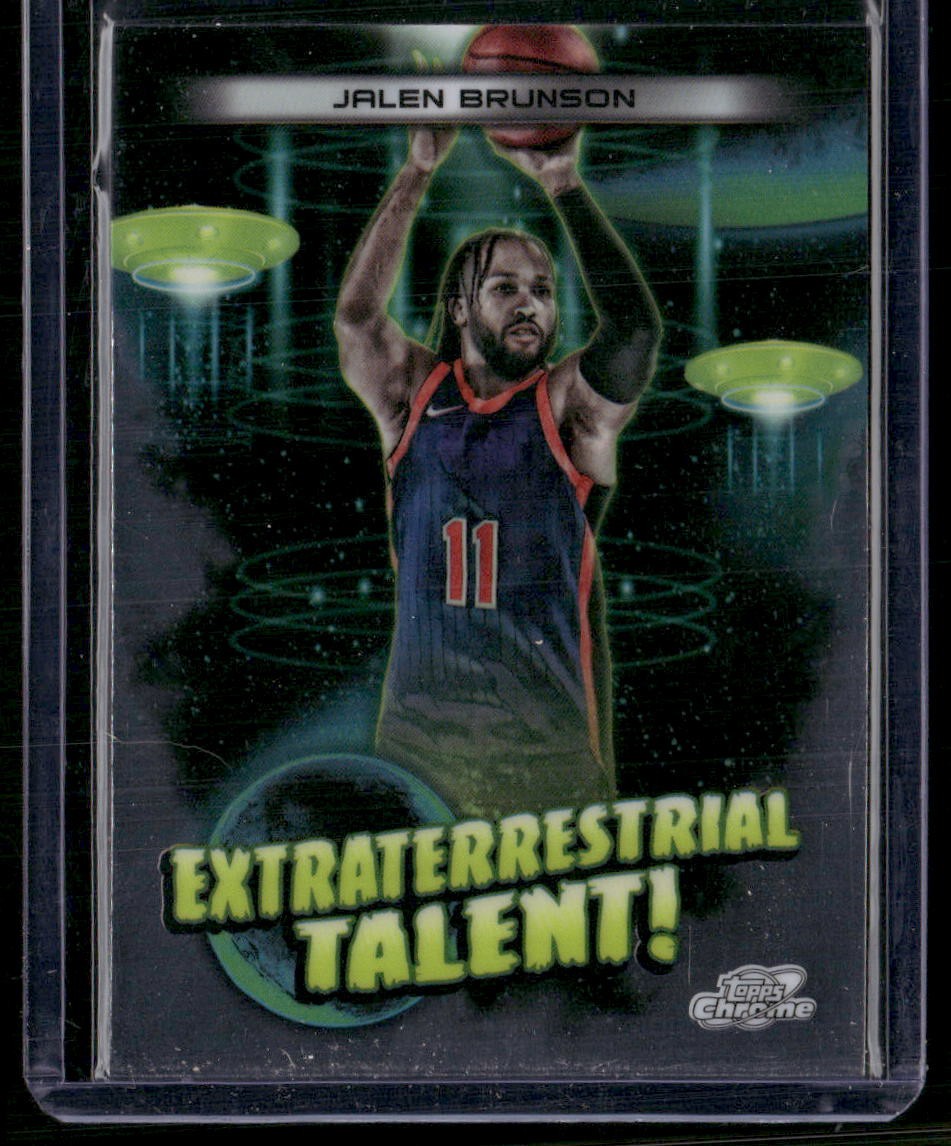 2023-24 Topps Chrome Cosmic #ET-1 Jalen Brunson Extraterrestrial Talent