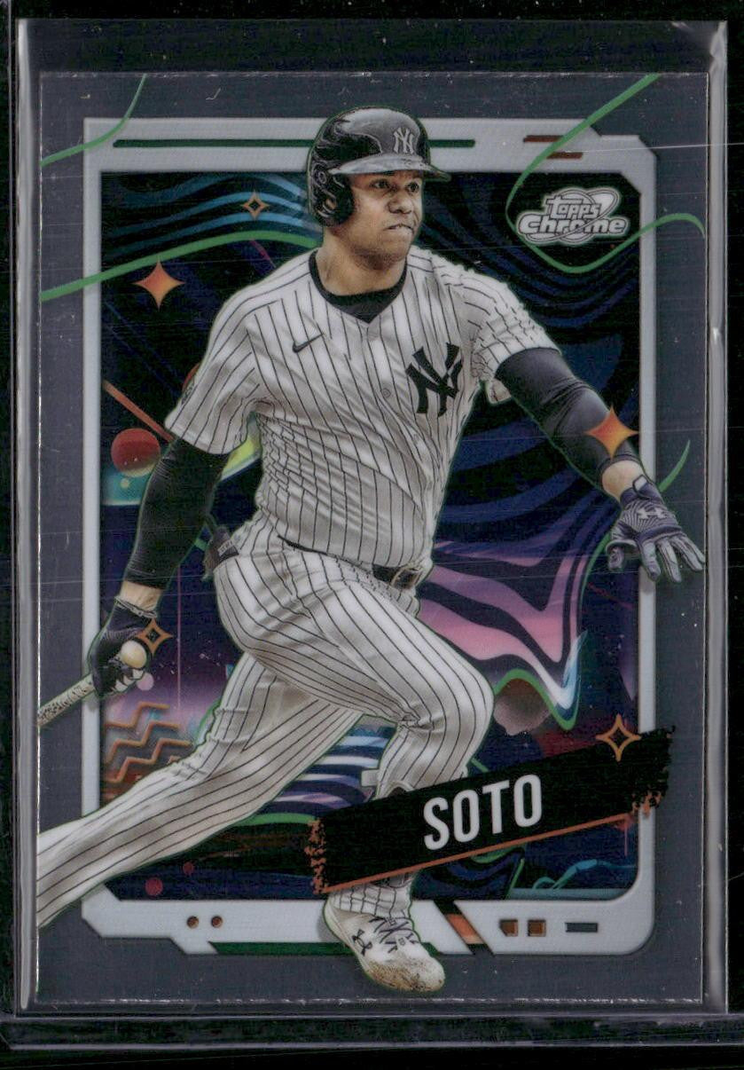 2024 Topps Chrome Cosmic #42 Juan Soto